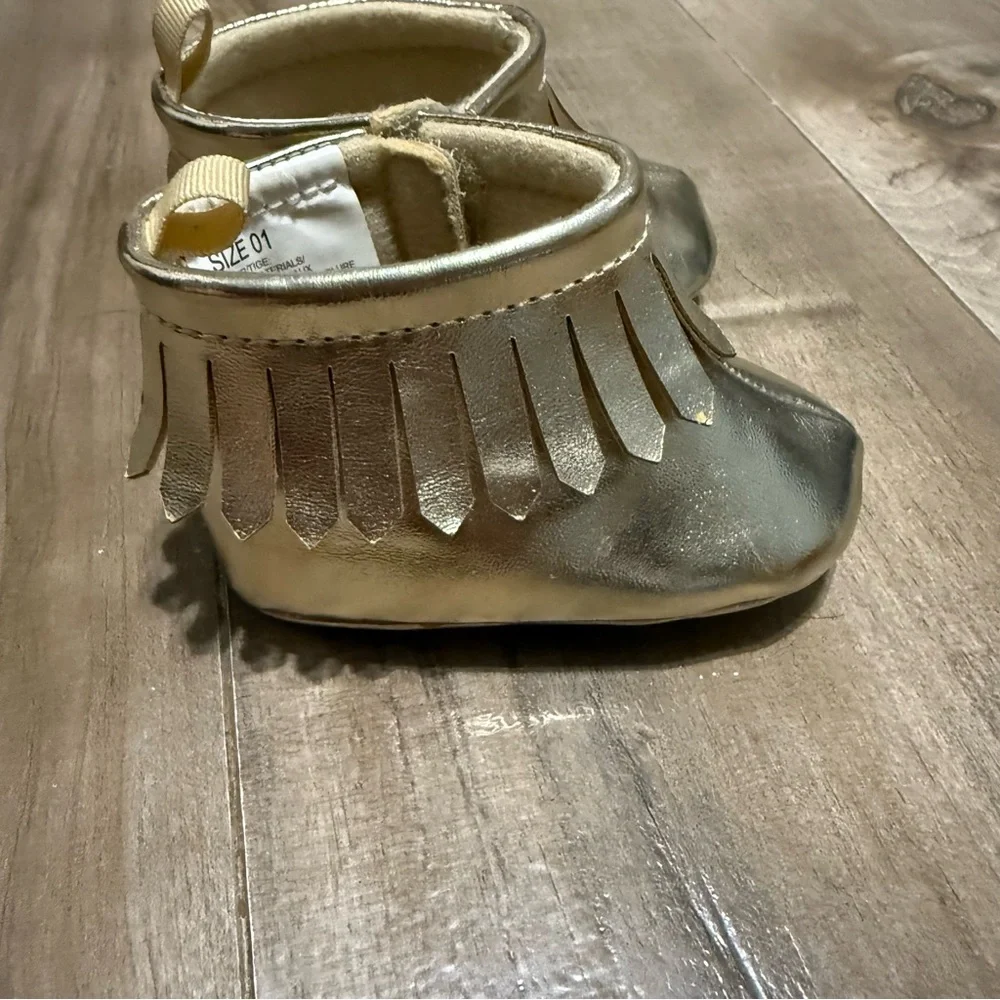 4 Pairs 0-3 Month Baby Shoes‎ Infant Size 1 Gymboree Carters Old Navy Trimfoot